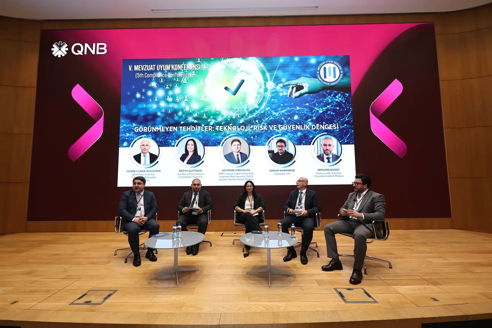 V. Mevzuat Uyum Konferansı'nda “Görünmeyen Tehditler: Teknoloji, Risk ve Güvenlik Dengesi” panel oturumu